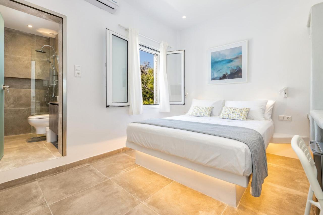 Pelican Paros Exterior foto