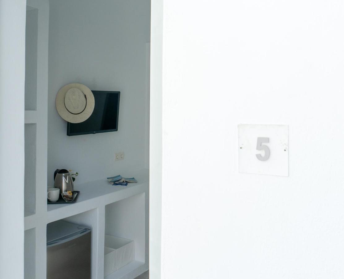 Pelican Paros Exterior foto